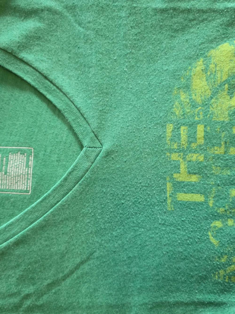 The North Face Green V-Neck Logo Tee - Picture 2 of 4